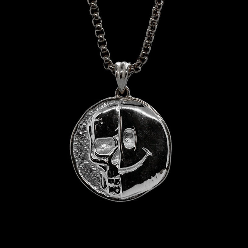 Death Smile: 'Memento Mori' - Coin Pendant ( Silver / Black )