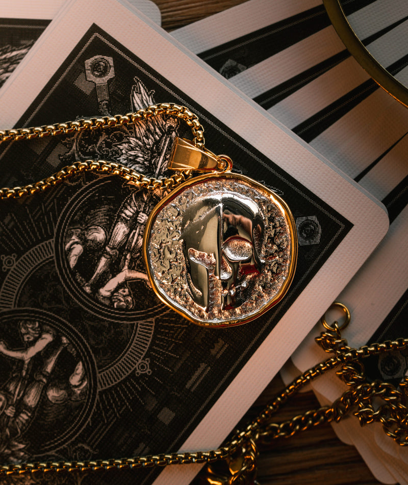 Spartan Skull: 'Veni Vidi Vici' - Coin Pendant ( Gold )