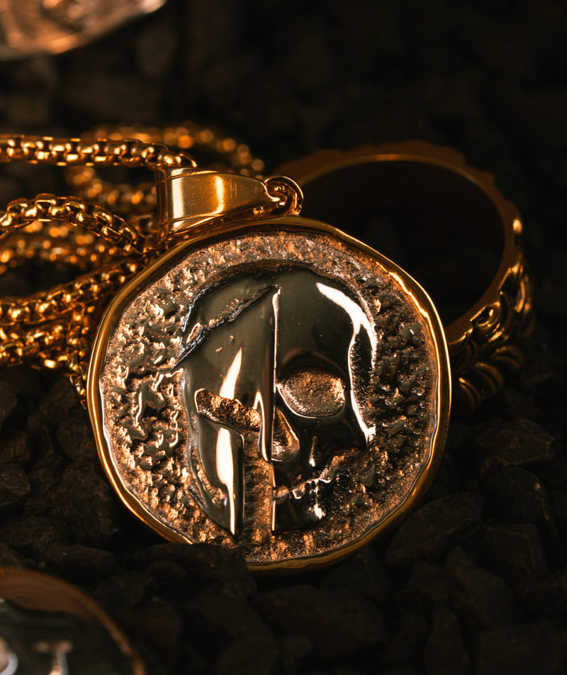 Spartan Skull: 'Veni Vidi Vici' - Coin Pendant ( Gold )